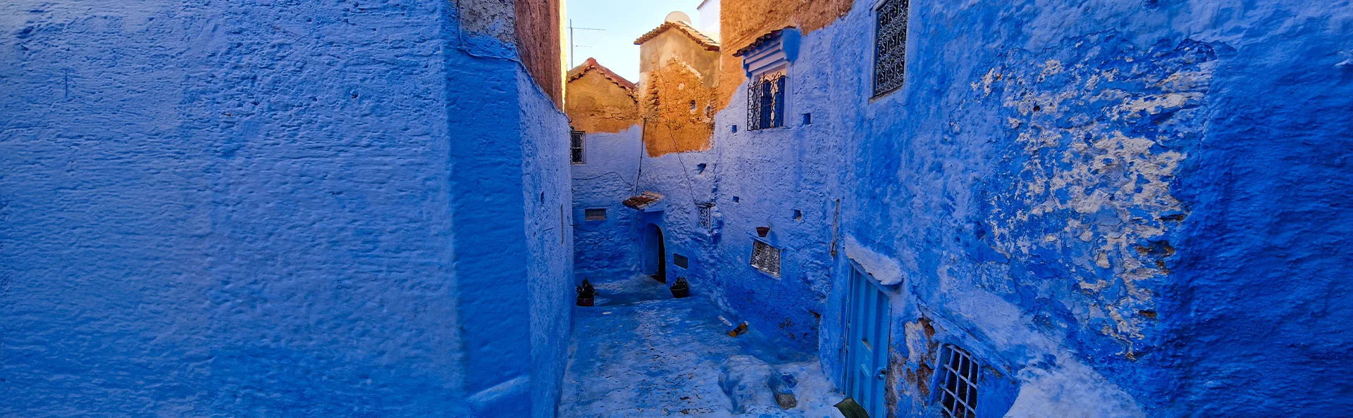 Den blå staden Chefchaouen i Marocko
