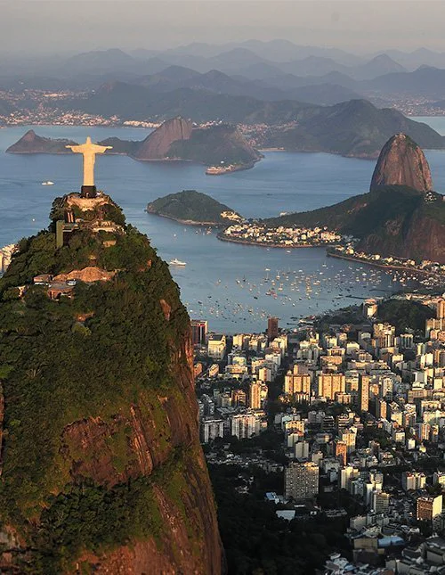 Kristusstatyn i Rio de Janeiro, Brasilien, med utsikt över staden